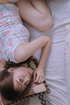 女机械人在线播放
